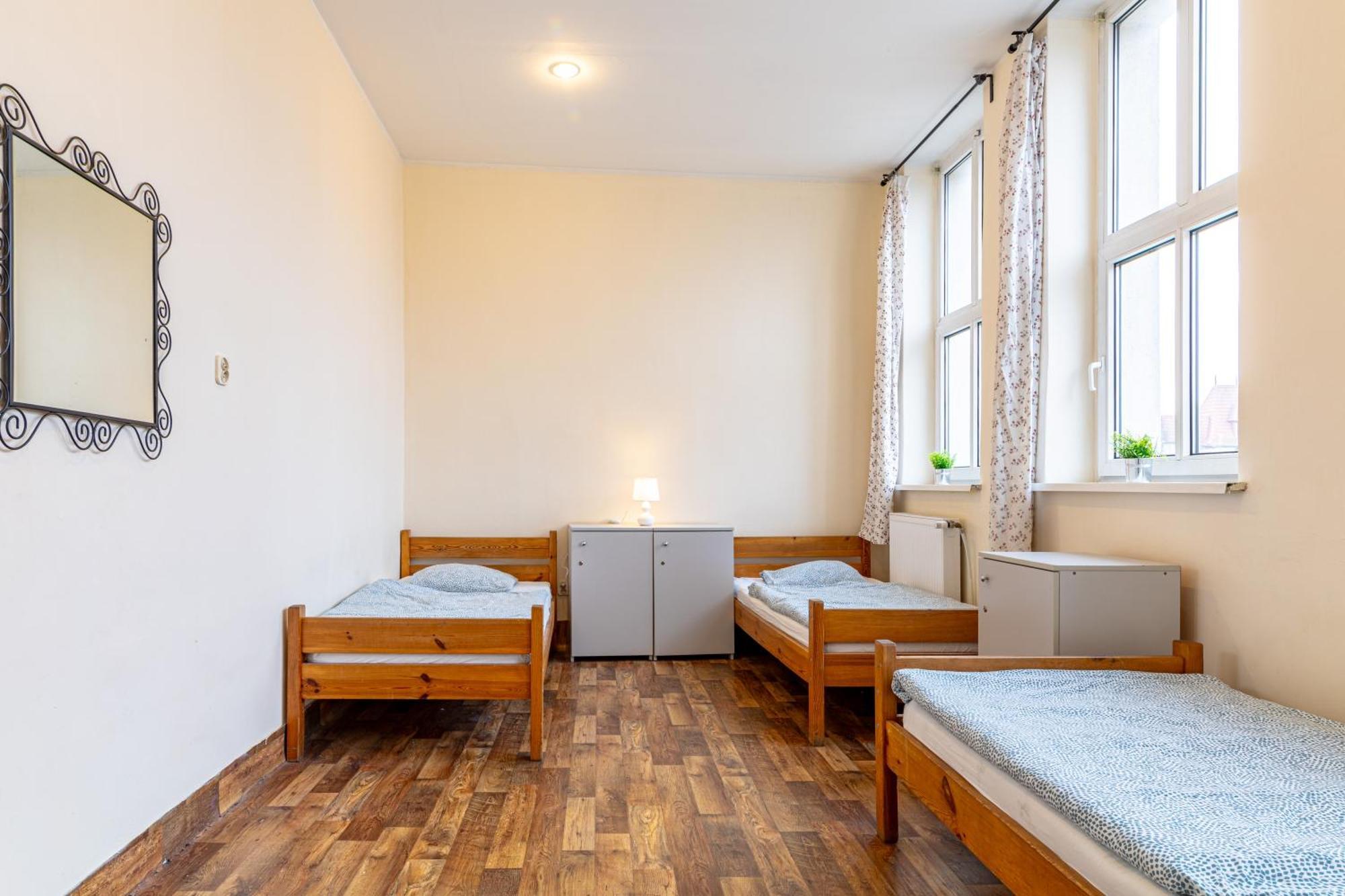 Hostel Orange Plus Stary Toruń Exteriör bild